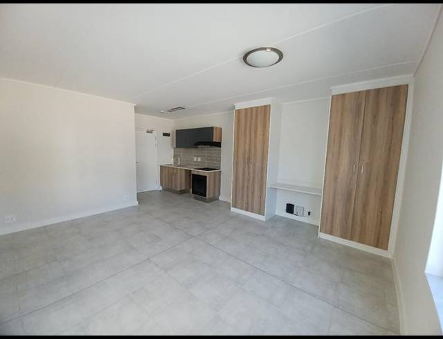 1 BEDROOM PROPERTY TO RENT IN GREENBAY ECO ESTATE